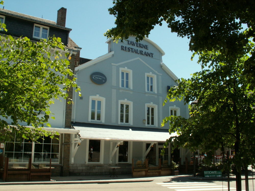 Hotel Grenier Des Grottes Han-sur-Lesse Exterior foto